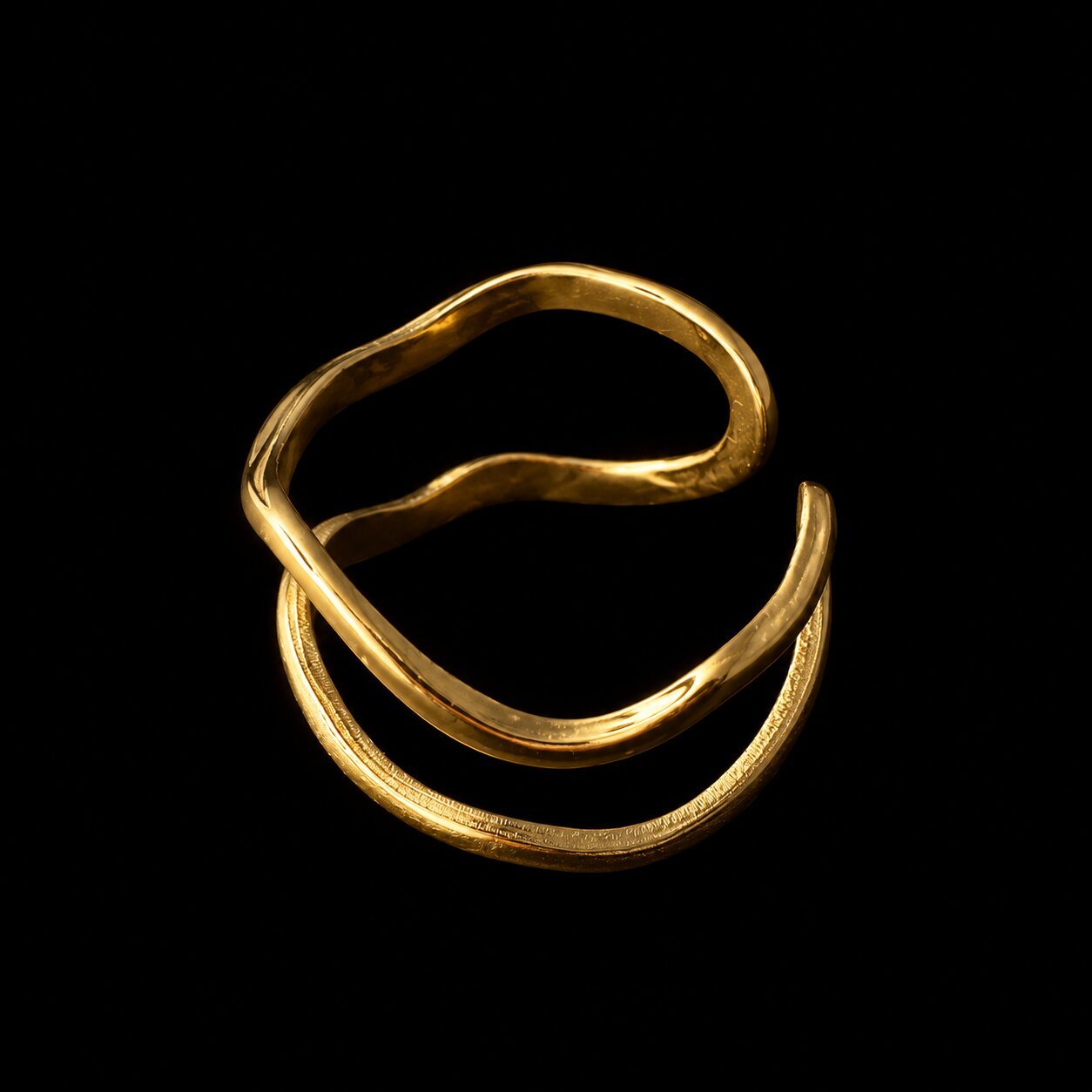 DRIFT Sculpted Gold Ring - Image 2